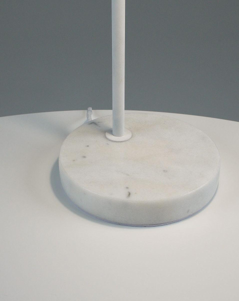 Настольная лампа Moderli Omaha V11063-1T