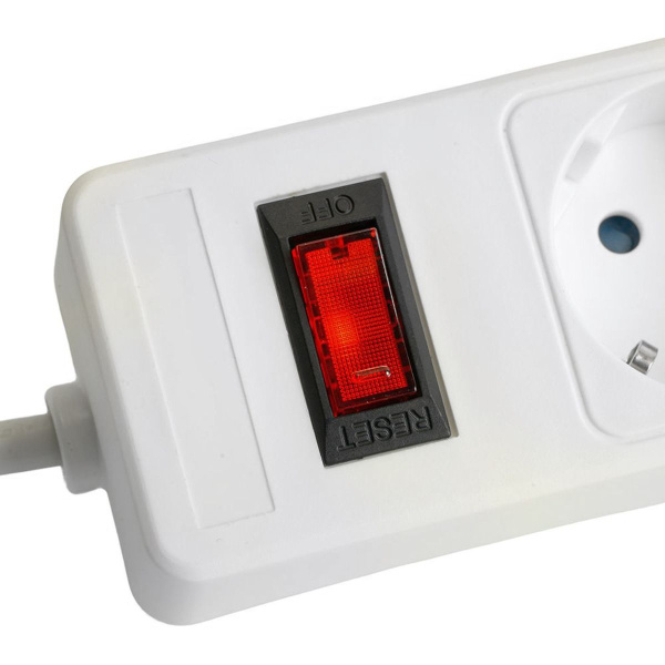 Сетевой фильтр 3-местный с/з Stekker HM20-31-05 3x1мм2, 5 м, серия Optima, белый 50088