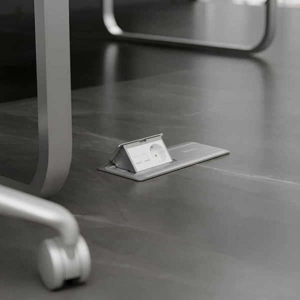 Модульная розетка с заземлением и шторками Werkel белый W1171160 4690389211744