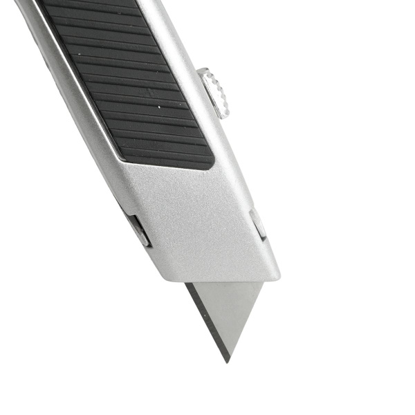 Нож строительно-монтажный с трапециевидным лезвием, 19 мм, 2 лезвия в рукоятке, GS, KMU-13-T 50200