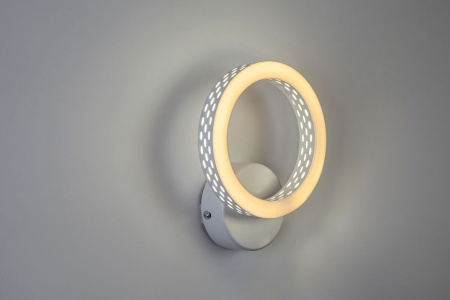 Настенный светильник Escada10240/1LED