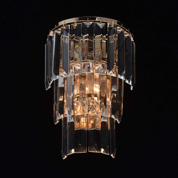 Настенный светильник MW-Light Аделард 642022701 Настенный светильник MW-Light Аделард 642022701
