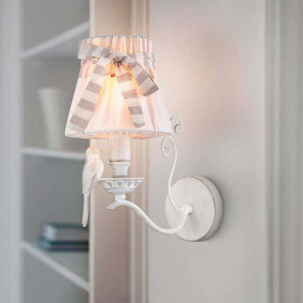 Бра Maytoni Bird ARM013-01-W