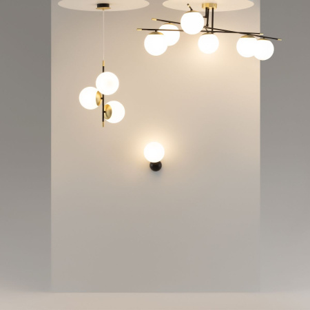 Потолочная люстра Maytoni Nostalgia MOD048CL-06G