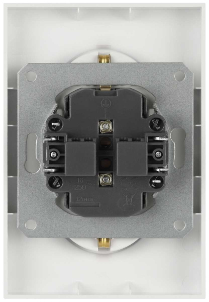 Розетка ЭРА Arktik 16-2104-01 двойная с заземлением 2X2P+E Schuko 16А-250В белый Б0070444