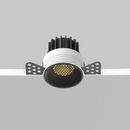Встраиваемый светильник Maytoni Technical Downlight Round DL058-7W2.7K-TRS-B