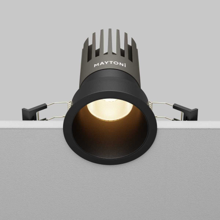 Встраиваемый светильник Maytoni Technical DL118-15W-3K-B