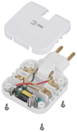 Разветвитель электрический ЭРА SPF-2-FL-USBC поворотный на 2 розетки + 2USB A+C 10А белый Б0069090