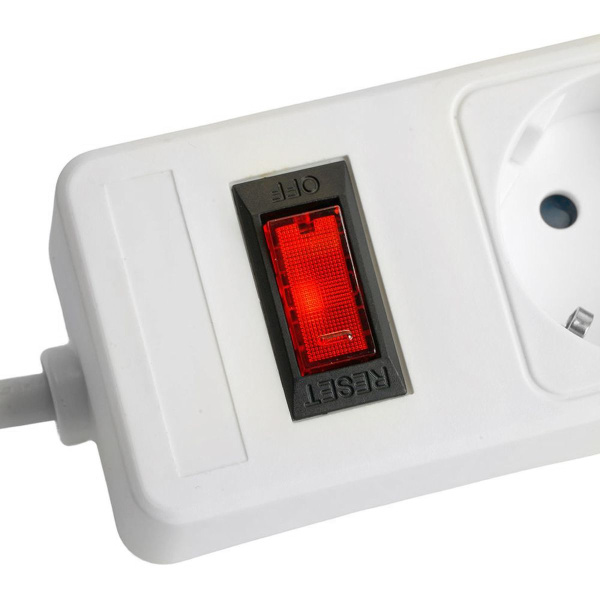 Сетевой фильтр 4-местный с/з Stekker HM20-41-05 3x1мм2, 5 м, серия Optima, белый 50091