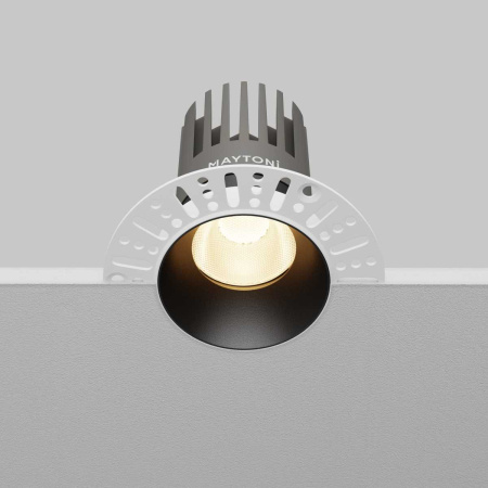 Встраиваемый светильник Maytoni Technical DL121-15W-3K-TRS-B