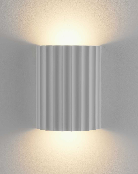 Светильник настенный светодиодный Moderli Bailey V11220-WL