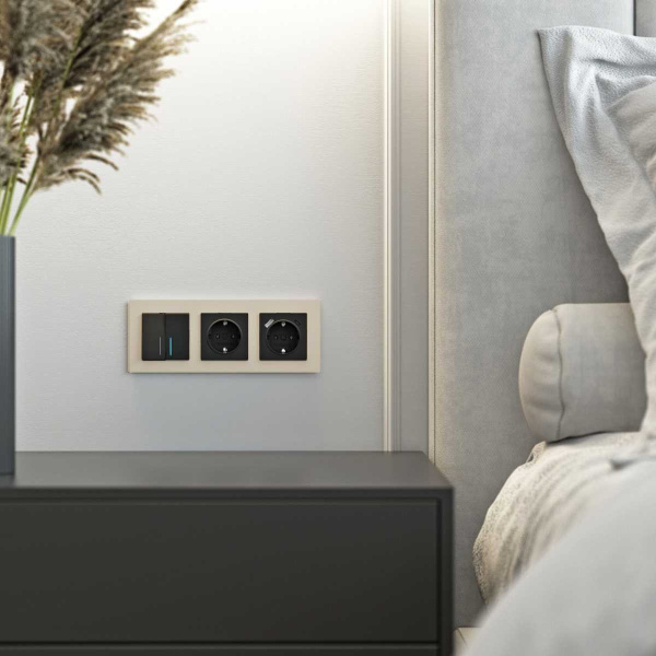 Рамка Werkel Senso на 3 поста W0033111 4690389200441