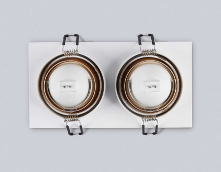 Светильник встраиваемый Ambrella Light TN102831