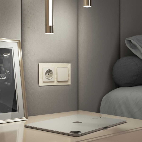 Рамка на 2 поста Werkel Favorit молочный W0021141 4690389183409