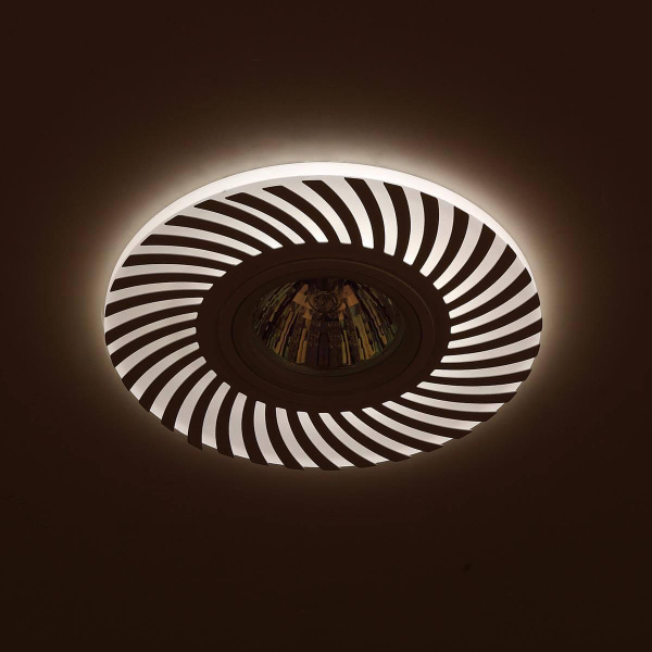 Встраиваемый светильник ЭРА с подсветкой DK LD32 WH /1 Б0046906