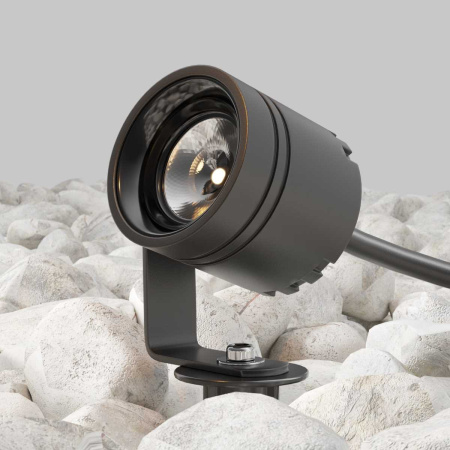 Ландшафтный светильник Maytoni Outdoor Clyde O493FL-L3GF3K