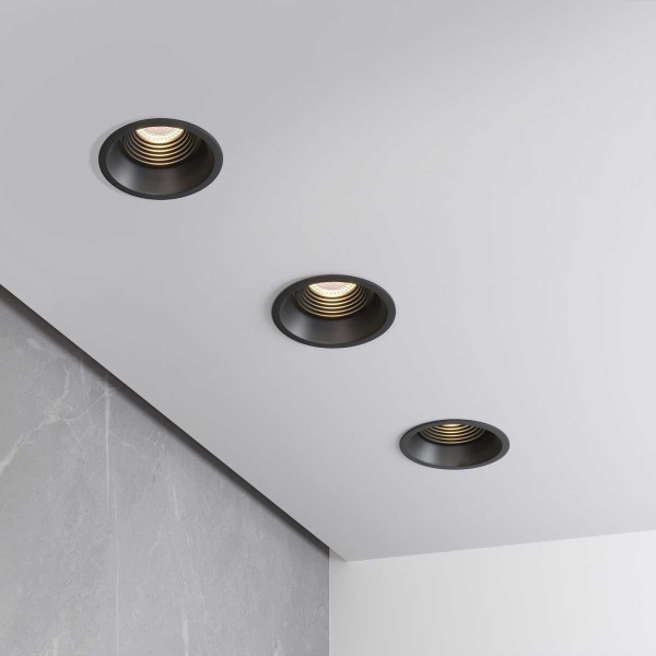 Встраиваемый светильник Elektrostandard Punto черный 25016/01 a065471