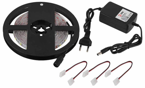 Светодиодная лента ЭРА 14,4W/m 60LED/m 5050SMD холодный белый 5M 5050kit-14,4-60-12-IP20-6500-5m Б0043065