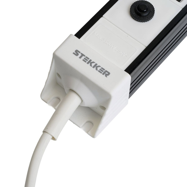 Сетевой фильтр 3-местный с/з Stekker 3x1мм2, 1,8 м, 250В, 16А Techno, HM22-31-02, белый 50144