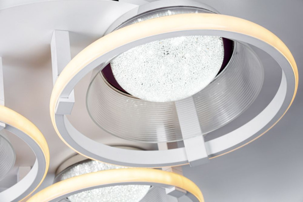 Потолочная светодиодная люстра Escada 10209/6LED
