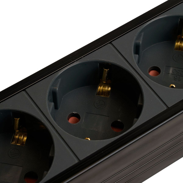 Сетевой фильтр 4-местный с/з Stekker 3x1мм2, 5 м, 250В, 16А Techno, HM22-41-05, черный 50158