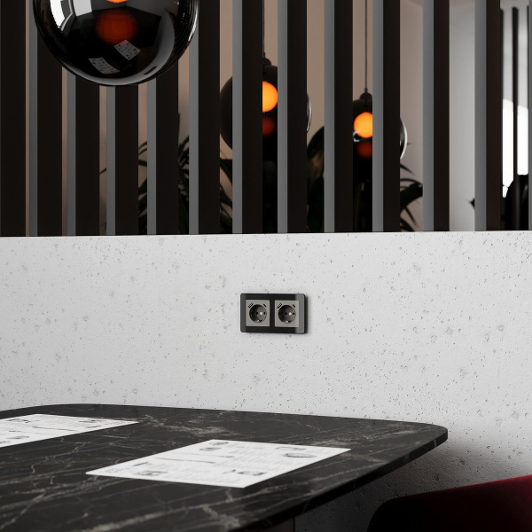 Розетка с заземлением, шторками и USB тип A+C Werkel графит акрил W1171744 4690389197536