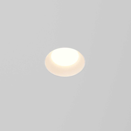 Встраиваемый светильник Maytoni Technical Downlight Okno DL055-8W3-4-6K-TRS-W