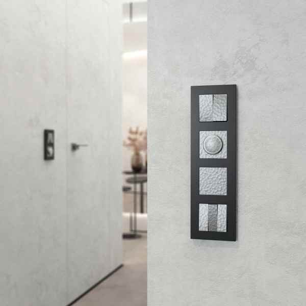 Набор клавиш Werkel Hammer для выключателя трехклавишного серебряный W1239006 4690389162671