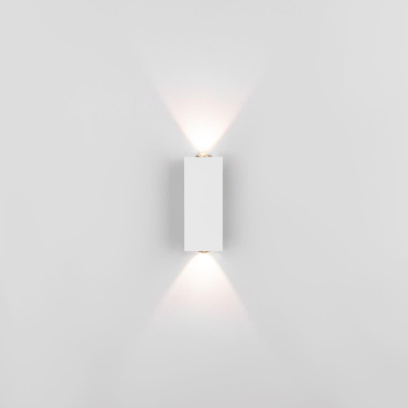 Настенный светодиодный светильник Elektrostandard Petite LED 40110/LED белый a056594