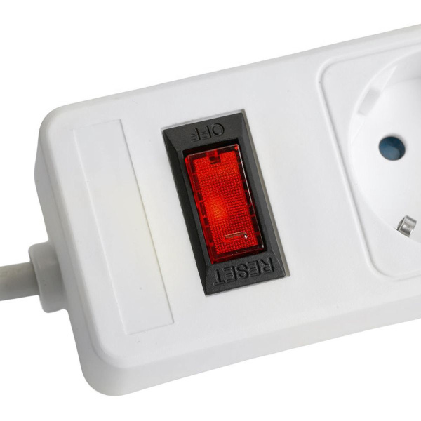 Сетевой фильтр 4-местный с/з Stekker HM20-41-02 3x1мм2, 1,8 м, серия Optima, белый 50089