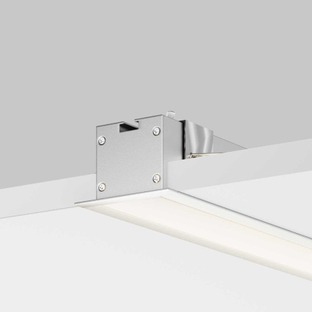 Линейный светильник Maytoni Technical LL313008