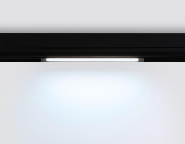 Трековый светодиодный светильник Ambrella Light Track System Magnetic 220V GL1262