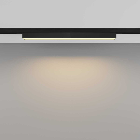 Трековый светильник Maytoni Technical Basis TR192-1-8W2.7K-B