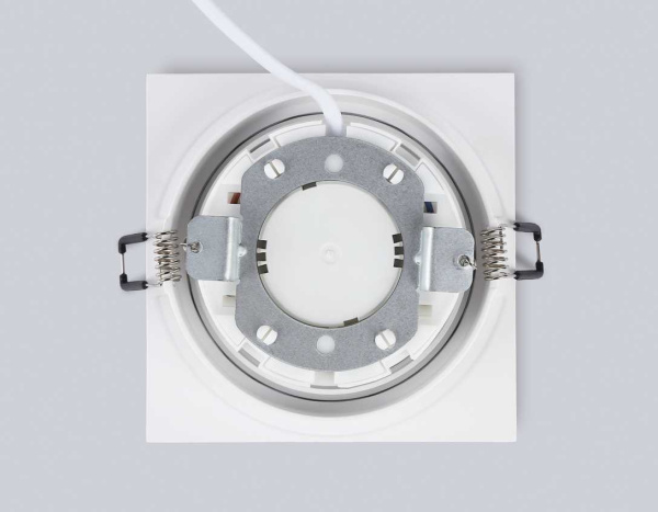 Светильник встраиваемый Ambrella Light TN6607