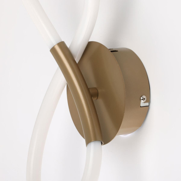 Настенный светодиодный светильник De Markt Толедо 312022801 Настенный светодиодный светильник De Markt Толедо 312022801