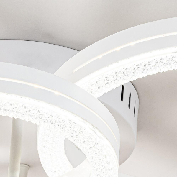 Потолочная светодиодная люстра Escada Fianit 10282/6LED