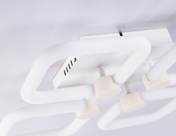 Потолочная светодиодная люстра Ambrella light Acrylica Original FA3819