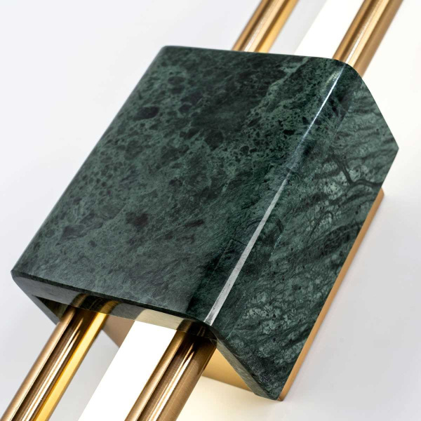 Настенный светодиодный светильник Modelux ML.560.02