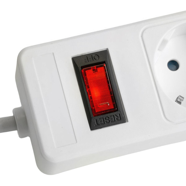 Сетевой фильтр 3-местный с/з Stekker HM20-31-03 3x1мм2, 3 м, 250В, 16А, серия Optima, белый 50087