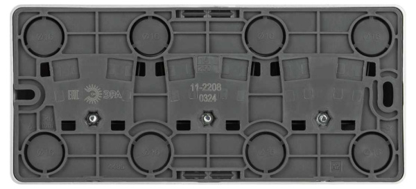 Розетка ЭРА Эксперт 11-2208-03 тройная с заземлением 3х2P+E Schuko IP20 16A-250В ОУ алюминий Б0063010