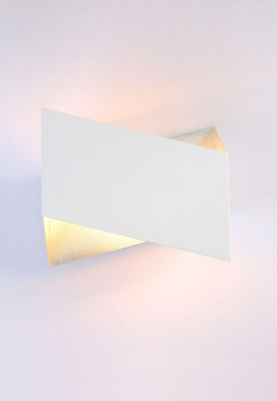 Настенный светильник Crystal Lux CLT 012 WH-SL V-2