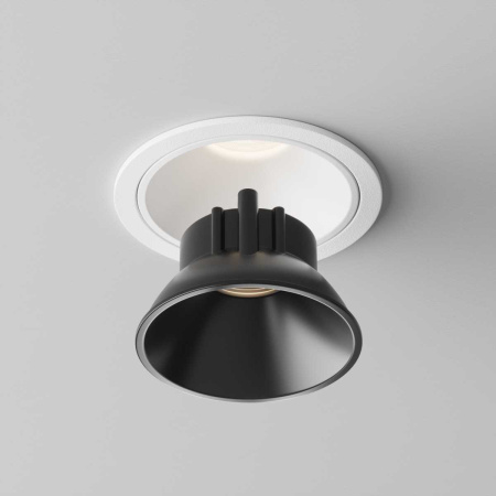 Декоративная черная рамка-отражатель Maytoni Technical для светильников серии Alfa LED Ring8-10W-RD-B