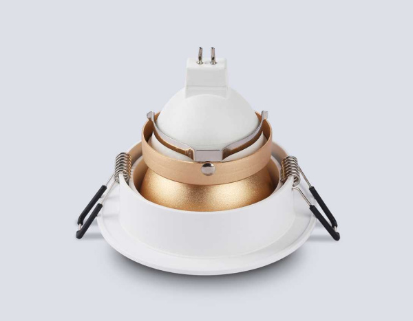 Светильник встраиваемый Ambrella Light TN102823