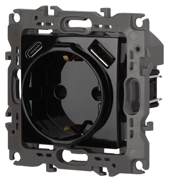 Розетка ЭРА Серия 12 12-4108-06 2P+E 16A-250В со шторками с USB type-A+C 5В-3А чёрный Б0067746