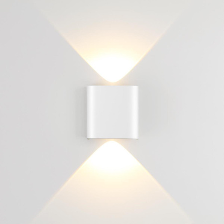 Настенный светильник Odeon Light Magnum Hightech 7192/2WL