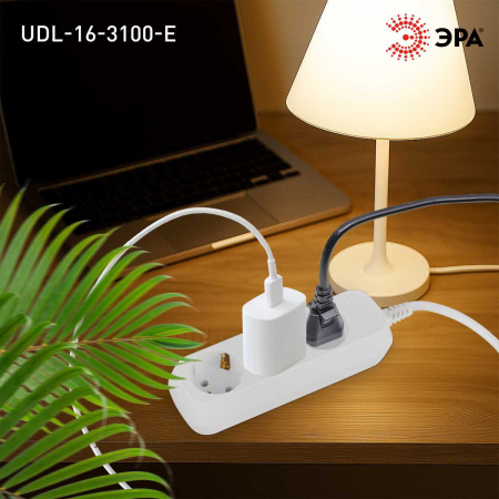 Удлинитель электрический ЭРА UDL-16-3100-E Greenline 3 розетки с заземлением 10м ПВС 3x1мм2 Б0064983